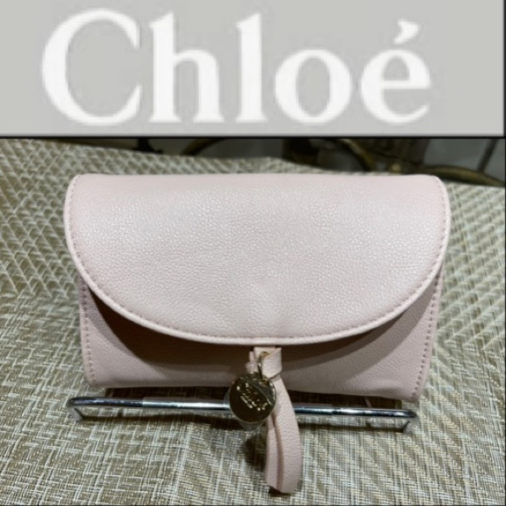 Cholé Case